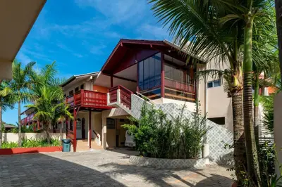 O edifício onde a casa de férias está situado