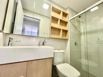 Uma casa de banho em Lindo! Apto à 150 m. do Mar! NV05I