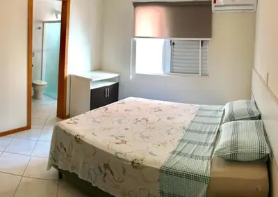 Uma cama ou camas num quarto em Quadra - Mar Rua 263 - Itapema - Meia Praia