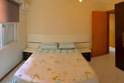Uma cama ou camas num quarto em Quadra - Mar Rua 263 - Itapema - Meia Praia