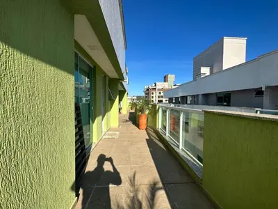 O edifício onde o apartamento está situado
