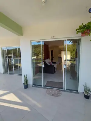 Uma cama ou camas num quarto em Apto Alecrim