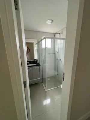 A cozinha ou kitchenette de Duplex Alto Padrão com Vista Mar