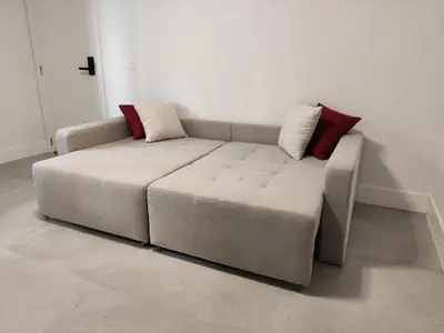 Uma área de estar em Apartamento novo frente mar