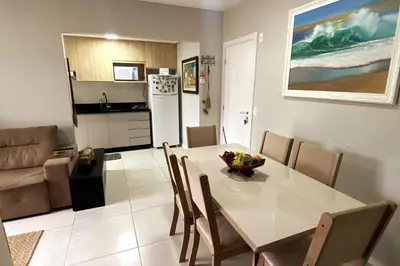 A cozinha ou kitchenette de Apartamento com Ar Condicionado nos dois quartos