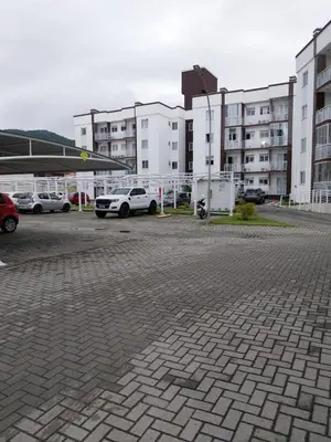 O edifício onde o apartamento está situado