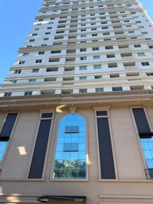 O edifício onde o apartamento está situado