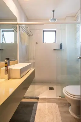 Uma casa de banho em Apartamento Barra Sul Frente Mar