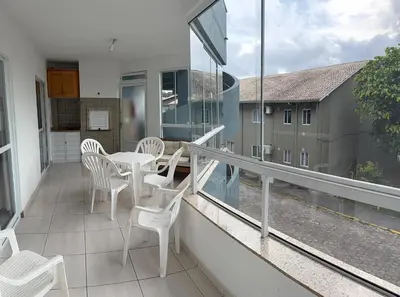 Uma varanda ou terraço em Lindo Apto 3 Quartos Solar das Bromelias