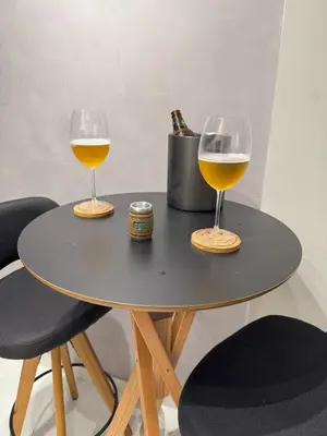 Bebidas em Luxuoso Apartamento com Rooftop Vista Mar, Piscina Aquecida e Ofurô