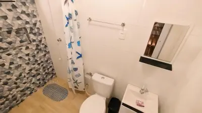 Uma casa de banho em ROD_01 Monoambiente confotable para parejas