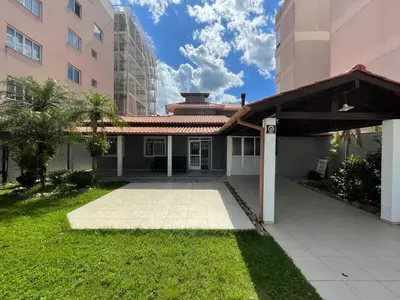 O edifício onde a casa de férias está situado