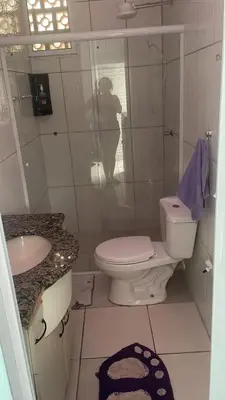 Uma casa de banho em Trindade 06