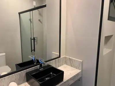 Uma casa de banho em Cobertura pôr-do-sól com jacuzzi