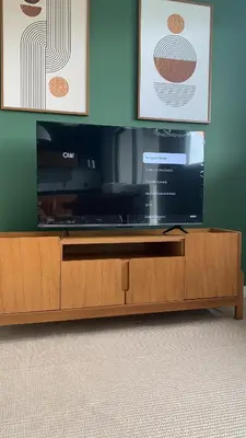 Uma televisão e/ou sistema de entretenimento em Cobertura pôr-do-sól com jacuzzi