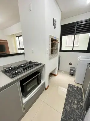 A cozinha ou kitchenette de Ap na Praia de Palmas Gov Celso Ramos SC