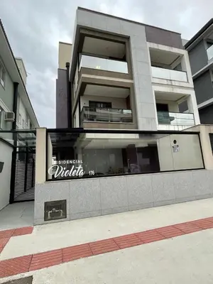 O edifício onde o apartamento está situado