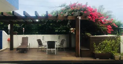 Uma varanda ou terraço em Pé na Areia! A melhor localização da praia!