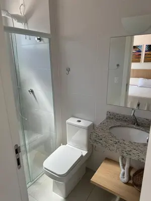Uma casa de banho em Apto em Palmas, ótima localização