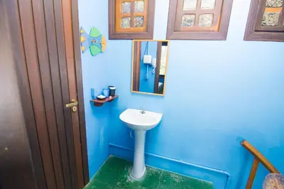 Uma casa de banho em Cabanas Do Araçá Villa