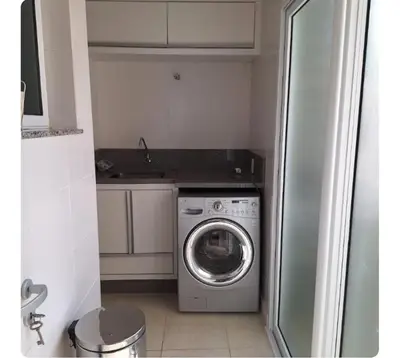 A planta de Apartamento lindo de Frente para o Mar