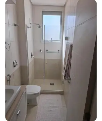 Uma casa de banho em Apartamento lindo de Frente para o Mar