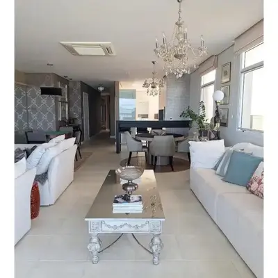 Apartamento lindo de Frente para o Mar