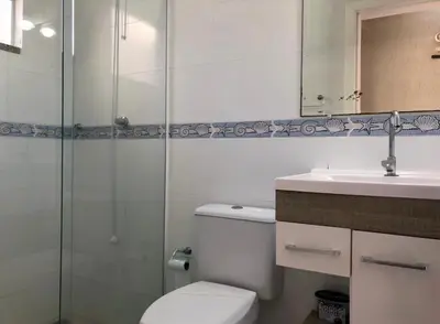 Uma casa de banho em Casa 3 Quartos Praia Bombas Bombinhas SC