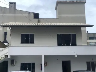 O edifício onde a casa de férias está situado