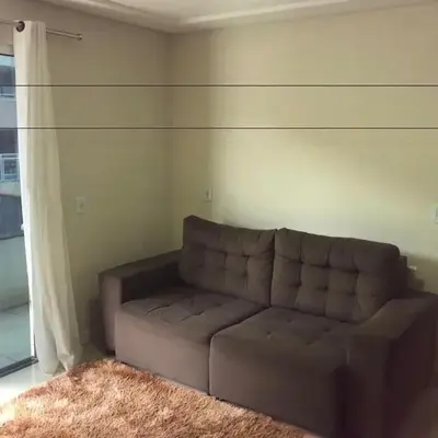 Casa segundo piso acomoda até 6 pessoas