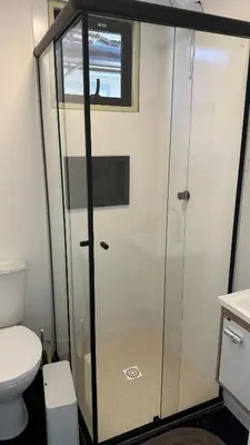 A planta de House Box 01 a 950 mt do mar, ar- condicionado, TV smart, cozinha privativa