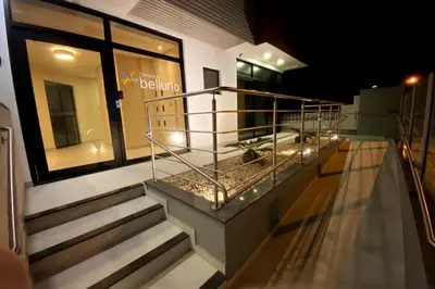 Uma varanda ou terraço em Sea view apartment with 3 bedrooms and garage