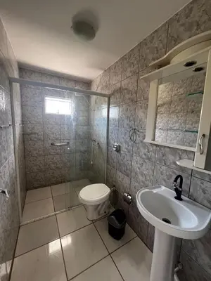 Uma casa de banho em Casa 12 Pessoas Praia Bombas
