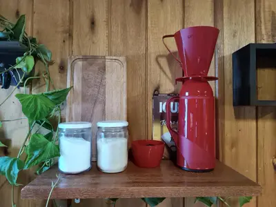 Comodidades para chá e café em SONHO VERDE - CASA em BC pertinho do Expocentro e Interpraias
