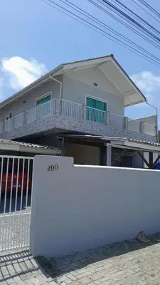 O edifício onde a casa de férias está situado