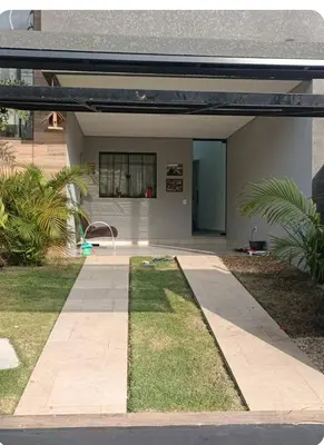 A planta de Casa Camburiu