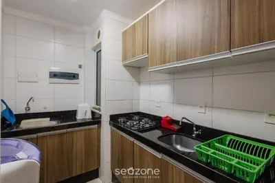 A cozinha ou kitchenette de Apto 2Q c/ churrasq. 400m praia CAN304