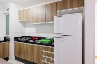 A cozinha ou kitchenette de Apto 2Q c/ churrasq. 400m praia CAN304