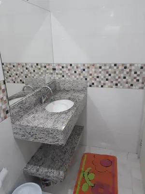 Uma casa de banho em casa espaçosa para ate 10 pessoas em Bombinhas
