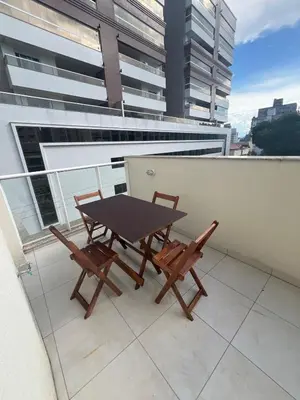 Uma varanda ou terraço em Apartamento Novo - Próximo a Praia - Shopping Meia Praia