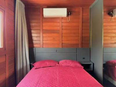 A planta de Casa nova com banheira, piscina e jacuzzi