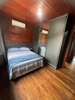 A planta de Casa nova com banheira, piscina e jacuzzi