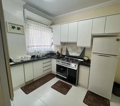 A cozinha ou kitchenette de Apartamento 150m da Praia