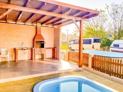A planta de Casa Piscina Bombinhas 10 Pessoas