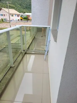 Uma varanda ou terraço em Lindo apartamento na Praia de Palmas