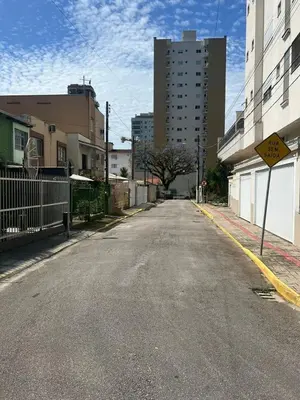 A vizinhança circundante ou próxima do apartamento