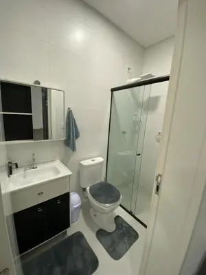 Uma casa de banho em Sobrado aconchegante no litoral