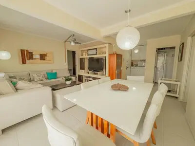 Uma área de estar em 3 bedroom apartament with terrace
