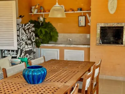 A planta de 3 bedroom apartament with terrace