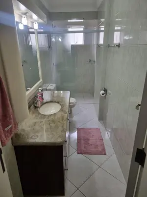Uma casa de banho em Apartamento Itapema Meia Praia
